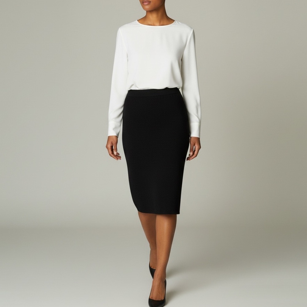 Vintage Y2K St. John Basics Santana Knit Skirt In Navy | Size 10